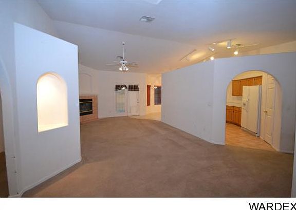 4th image of 3781 Coyote Ct