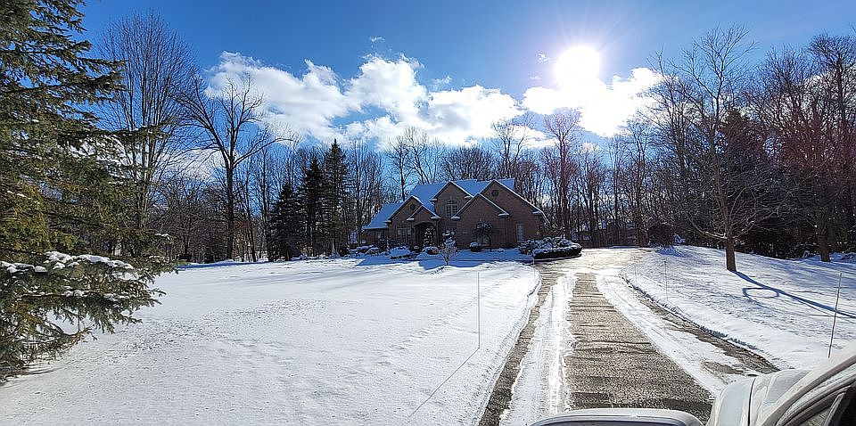 1st image of 5945 Lynne Hollow Dr