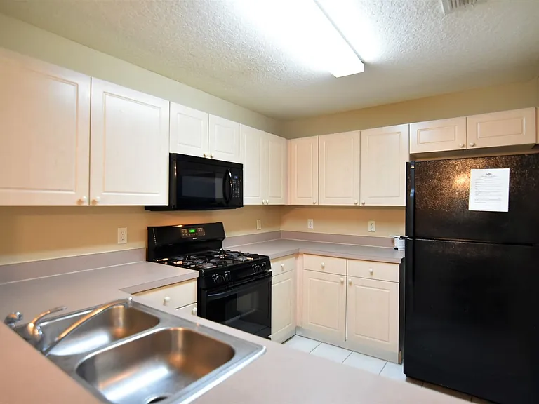 1066 Dolphin Dr — Photo 8