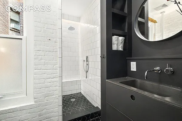 Rented by Compass | media 17