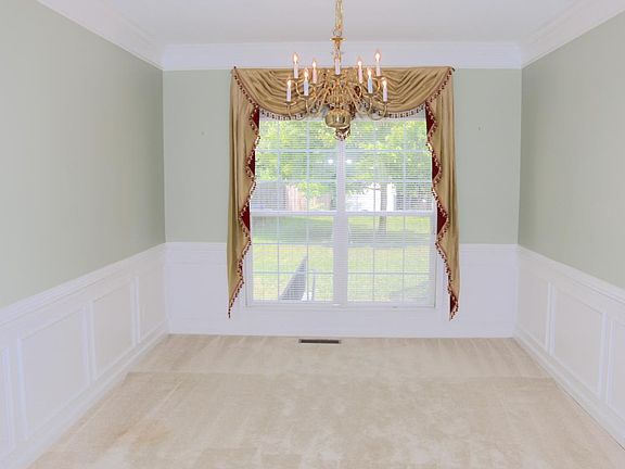 5th image of 14605 General Washington Dr