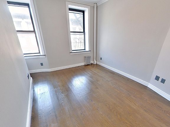 3rd image of 493 2nd Ave #2