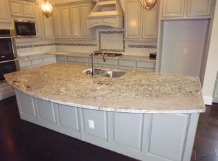 62 W Sawyer Ridge Dr, The Woodlands, TX 77389