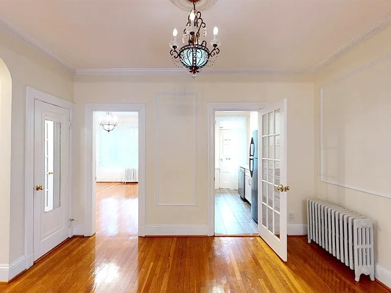 311 Tappan St #3 — Photo 9