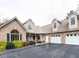 21331 Terrace Dr, Bristol, VA 24202