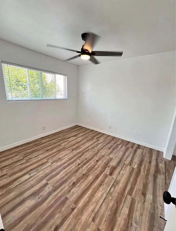 1 bed, 1.0 bath, $700 — Photo 2