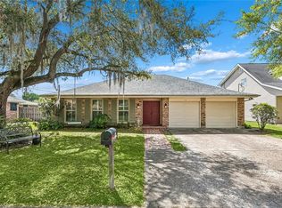 14 Melrose Dr, Destrehan, LA 70047