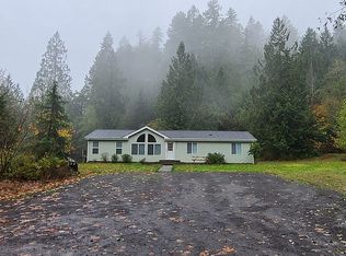 212 NE Steelhead Dr S, Belfair, WA 98528
