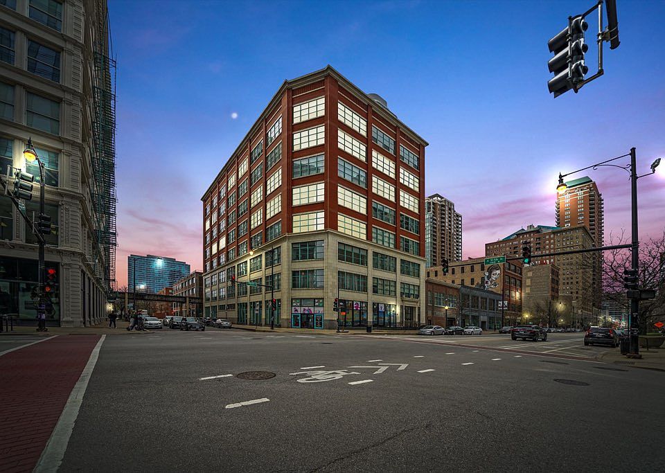 1st image of 1020 S Wabash Ave APT 8C