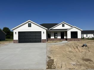 318 Jennifer, Germantown, IL 62245