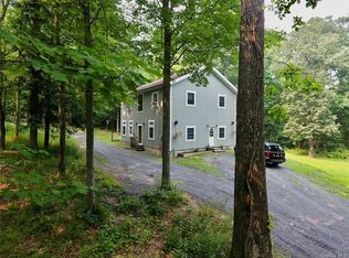 38 Passaro Dr, New Windsor, NY 12553