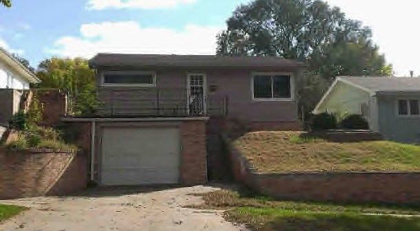 1st image of 716 S Fairmount St