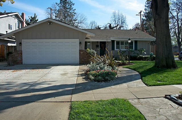 1st image of 3072 Westfield Ave