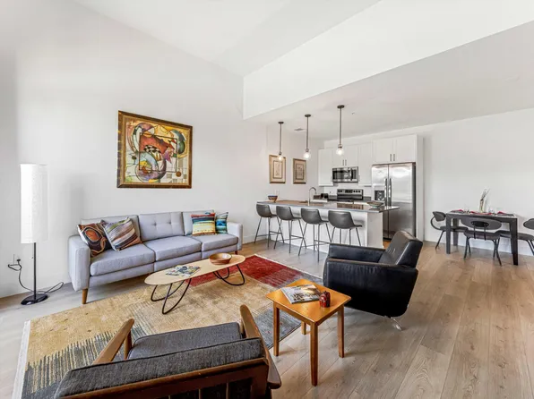 68 Craven St #208, Asheville, NC 28806