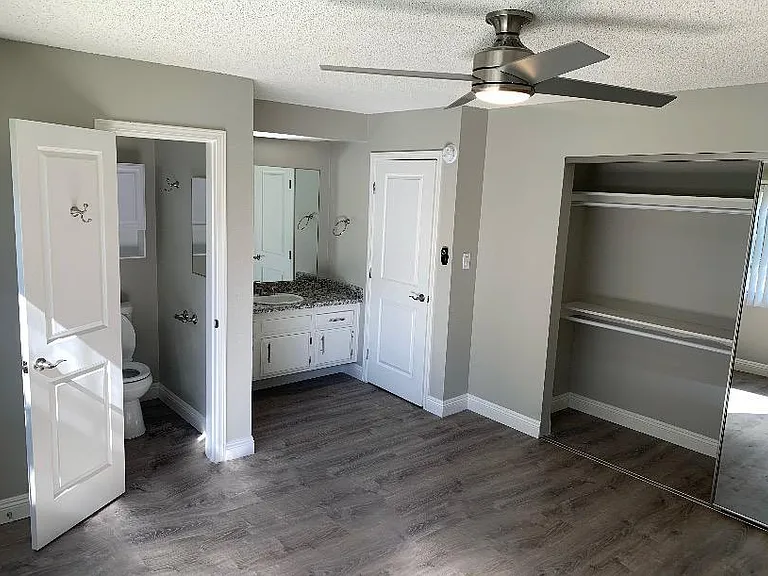 3X2 MASTER BEDROOM (REMODELED)