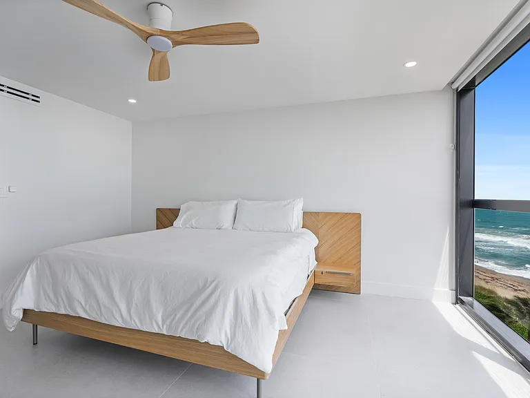 10410 S Ocean Dr #906 — Photo 32