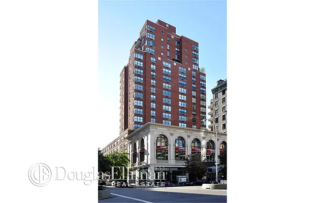Rented by Douglas Elliman | media 16