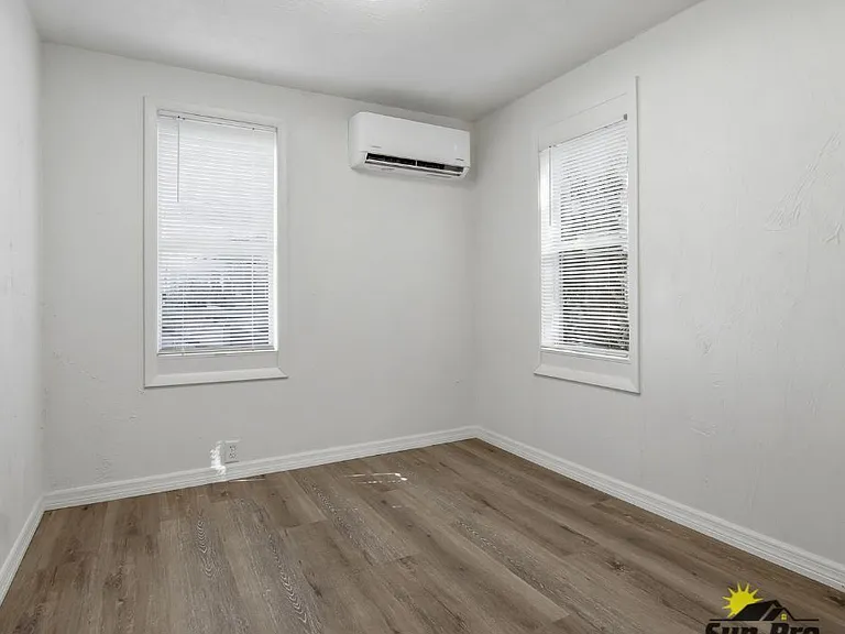 215 Live Oak Ave #1 — Photo 16