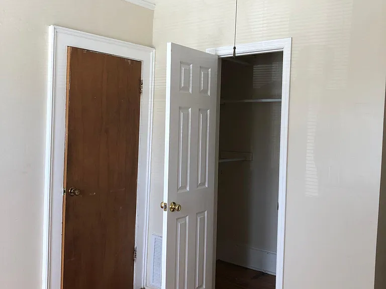 223 S M L King Jr Blvd #223 — Photo 6