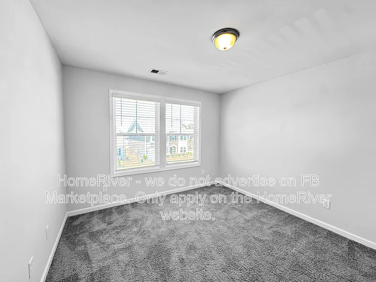 216 Sundrop St — Photo 13