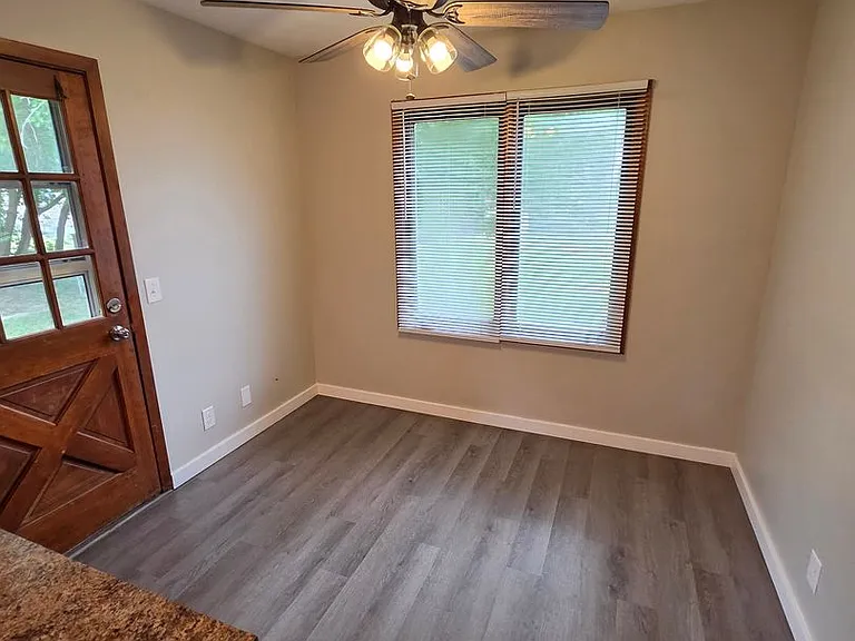 8811 Sprague Cir — Photo 3