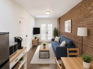 114 E 4th St APT 6, New York, NY 10003