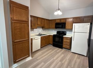 816 Washburn Ave #16-1, Louisville, KY 40222