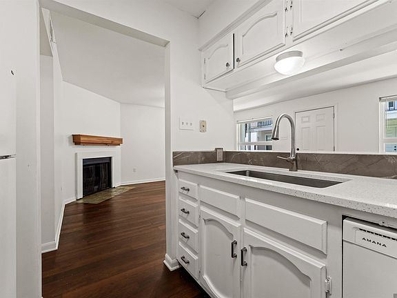 3rd image of 3330 Willard St APT 303