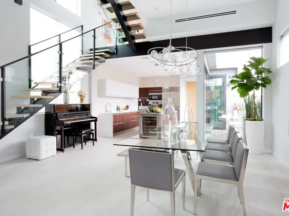 708 Hampton Dr, Venice, CA 90291