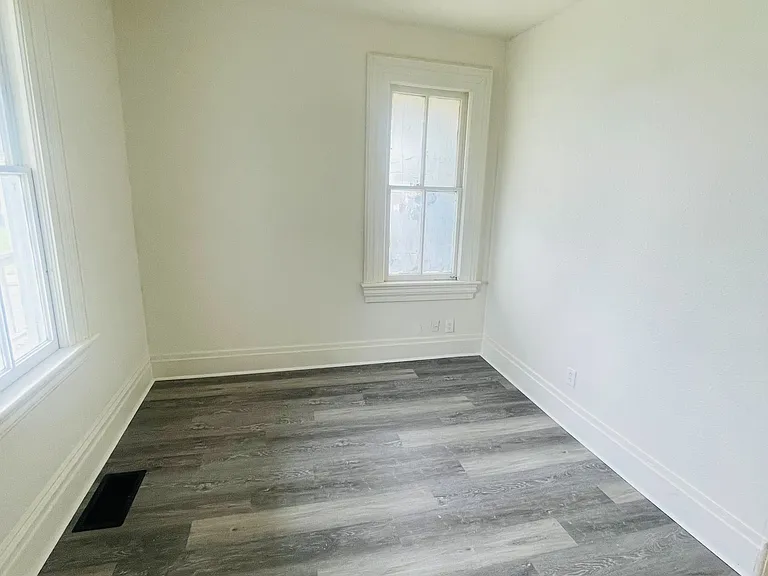 115 N Ray St — Photo 12