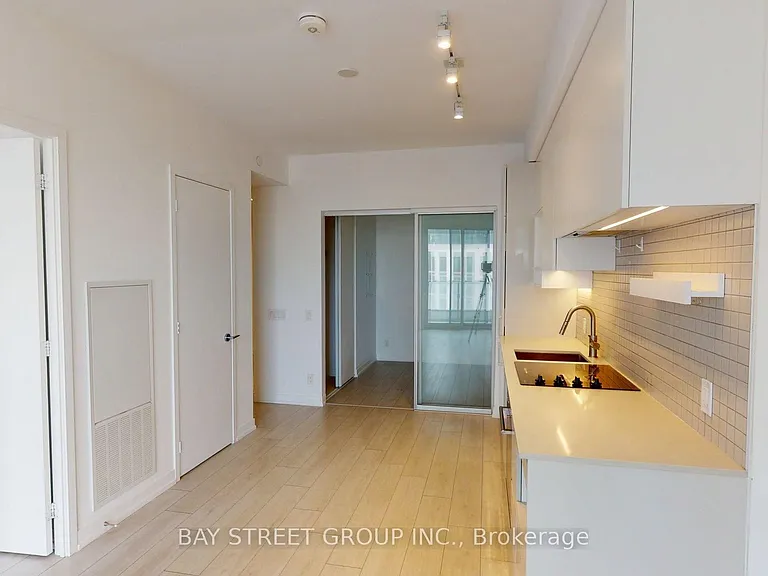 950 Portage Pkwy #3305 — Photo 7