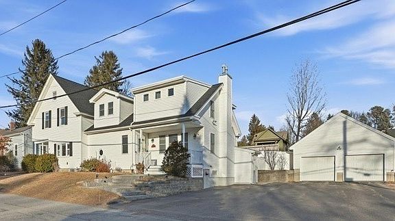 2nd image of 8 Perham St