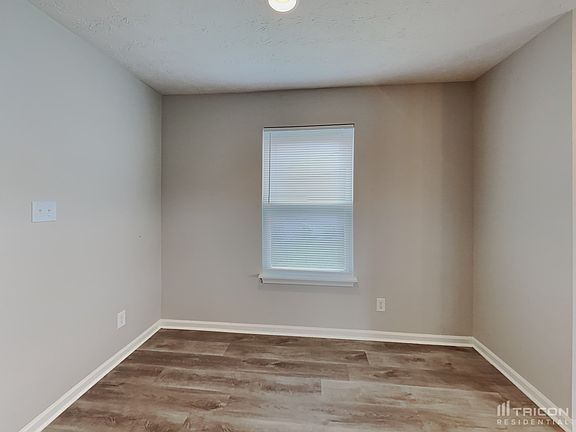5th image of 931 Olmsted Ct