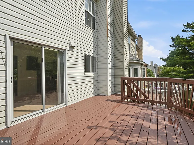 14247 Oxford Dr — Photo 12