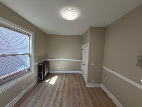5th image of 126 Spring St APT 2