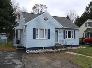 126 Winter St, Troy, NY 12180