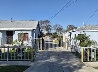 7025 Vinevale Ave, Bell, CA 90201