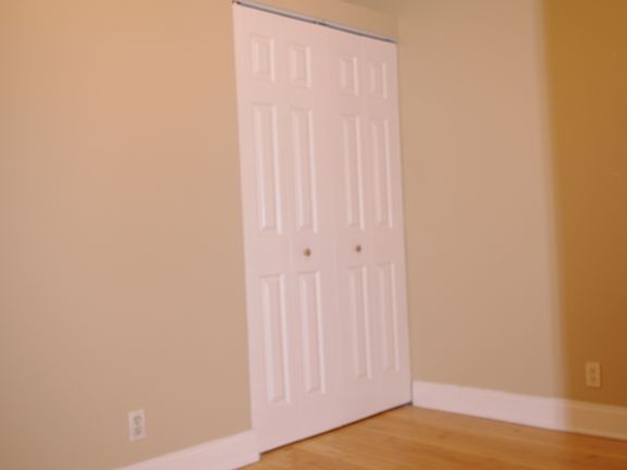 5th image of 940 W Agatite Ave #1RW