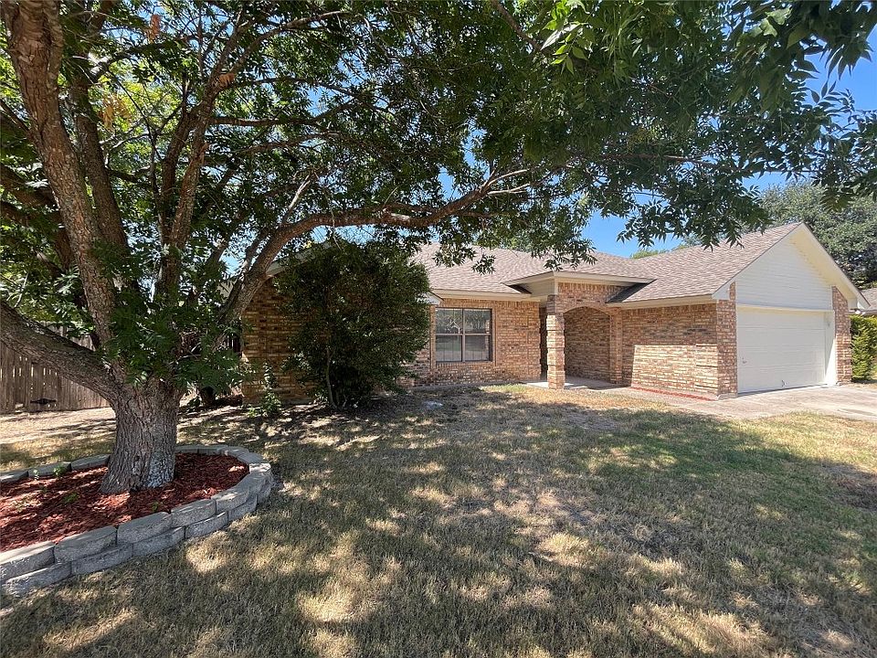 1st image of 1200 Concho Dr