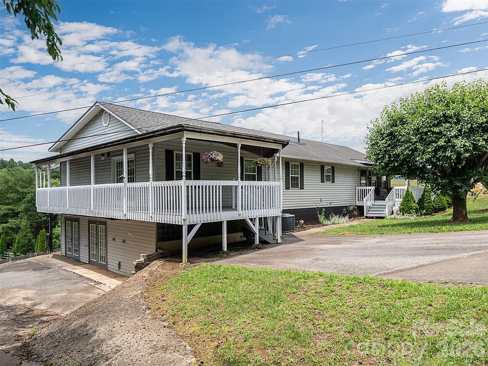 1st image of 9 Coquina Ln