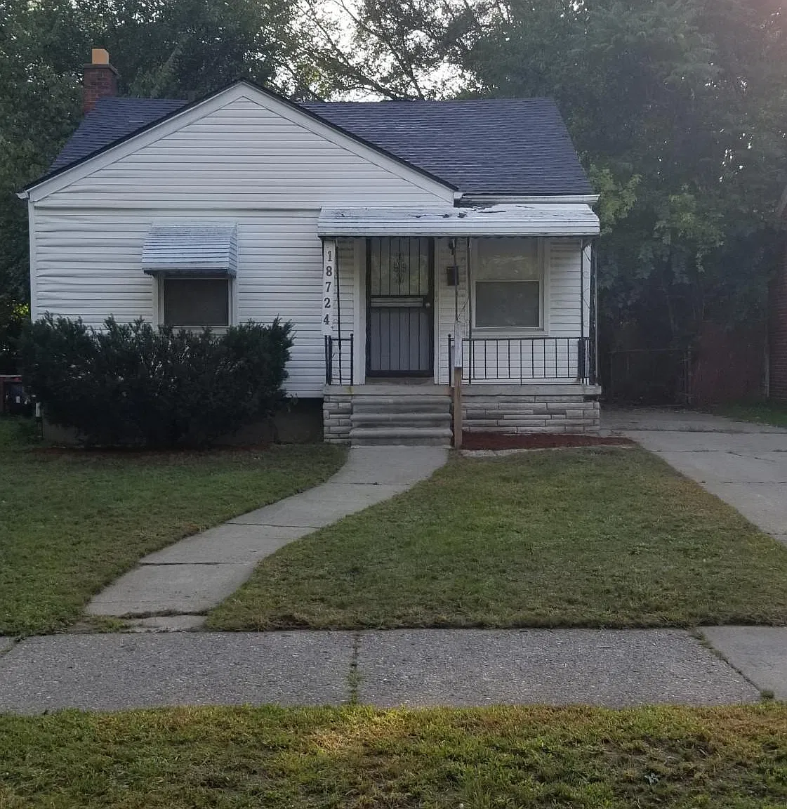 2 bed, 1.5 bath, 702 sqft, $975 — Photo 1