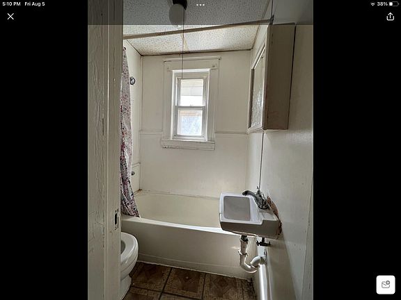 5th image of 2237 Cudaback Ave