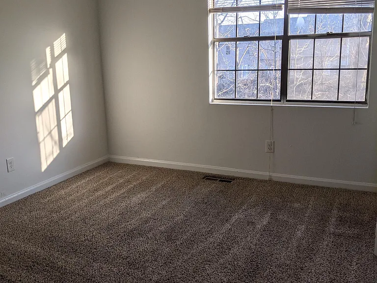 7094 Oakhill Cir — Photo 7