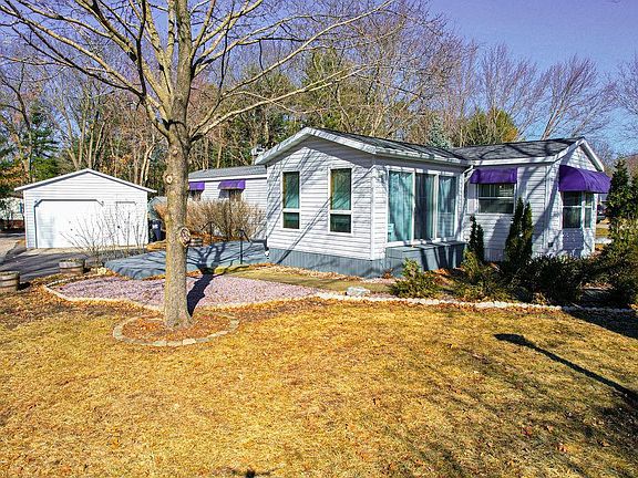 5th image of 118 Deer Path #118