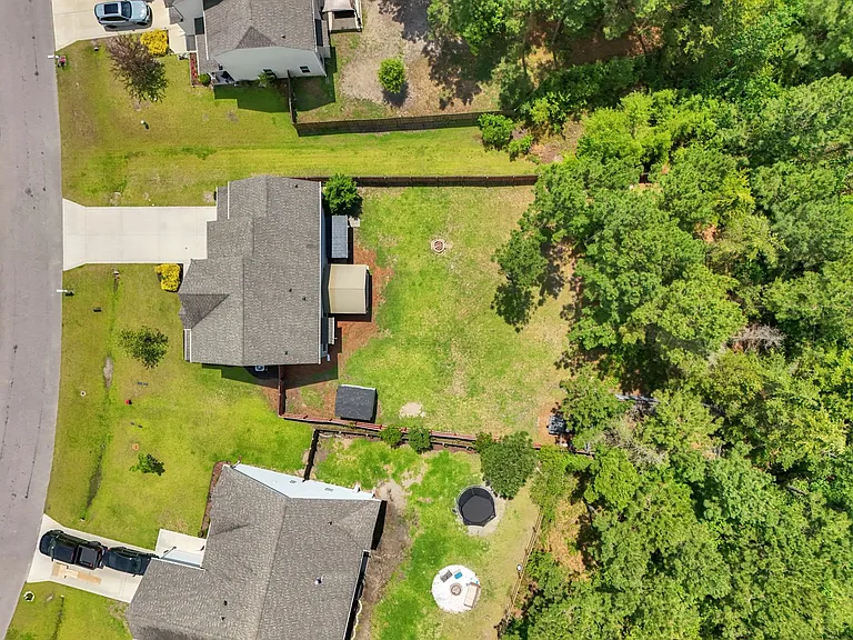 405 Belhaven Ct — Photo 64