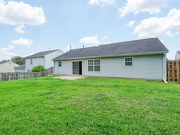 2nd image of 507 Hamilton Chase Dr