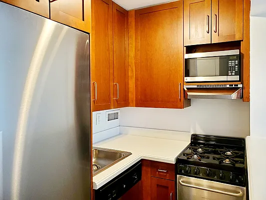 Rented by Corcoran | media 4