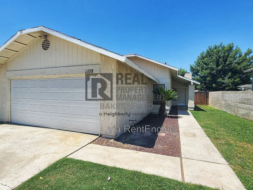 1108 Delwood Ave