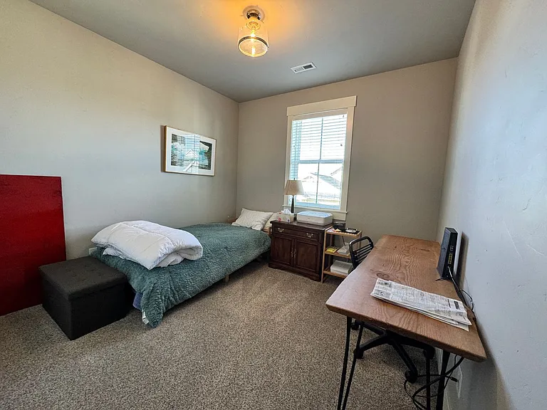 2740 Ordway Ave — Photo 60