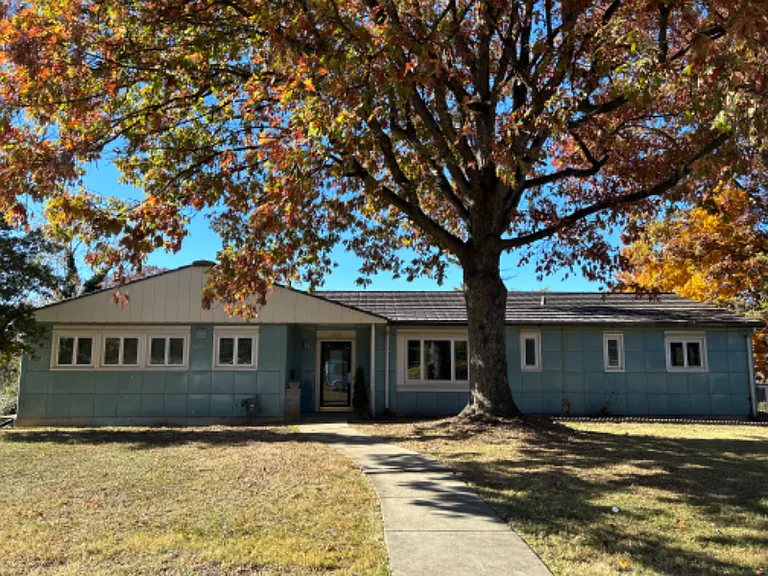 5819 Black Hawk Dr — Photo 2